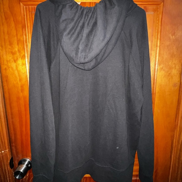 Levi’s Drawstring Hoodie - Picture 2 of 2